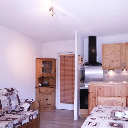 Apartment Skis Aux Pieds, 4 Pers, Terrasse Ensoleillee, Prox Commerces Et Animations - Fr-1-322-529 Les Orres